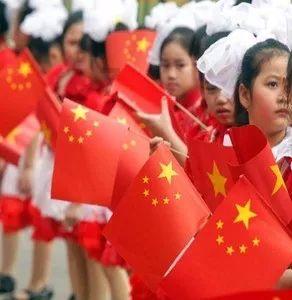 ”见行见效 津彩绽放”活动参赛作品：郁江南里社区“走进历史 难忘回忆”老专家讲故事活动